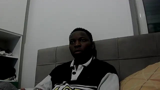 Snapshot of Bigchocco chatting on 02/21/26, 08:11 Bigchocco online show from 02/21/26, 08:11