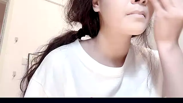 sunny-ly online show from 04/24/26, 02:19