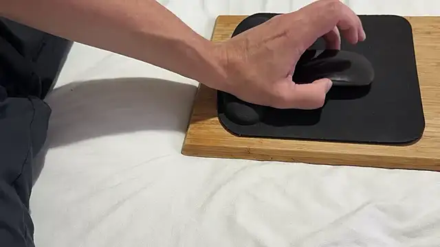 adelaide2026 online show from 03/08/26, 01:58