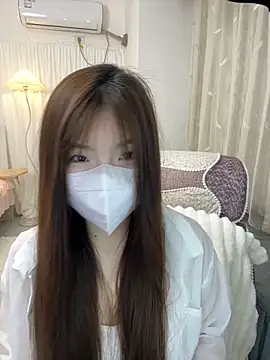  xiaoxinxin  online show from 04/23/26, 04:08