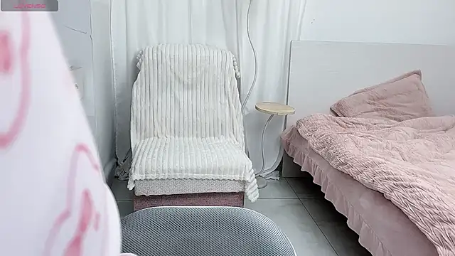  xiaoxinxin  online show from 04/04/26, 03:18