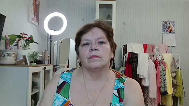 Kleo doll  online show from 02/11/26, 02:28