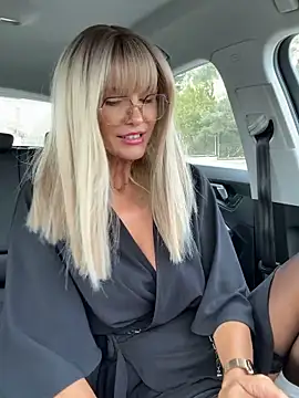 NaughtyNinky online show from 04/14/26, 08:30