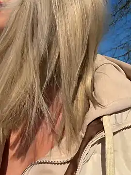 NaughtyNinky online show from 03/07/26, 01:49