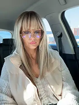 NaughtyNinky online show from 04/04/26, 07:26