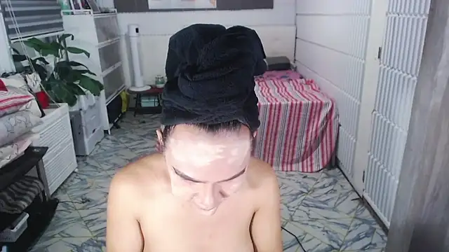 Snapshot of MShealthyCumTS69 chatting on 02/24/26, 10:16 MShealthyCumTS69 online show from 02/24/26, 10:16