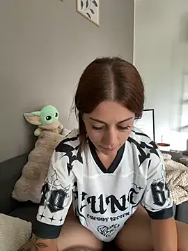 Luna licous online show from 07/07/26, 01:14