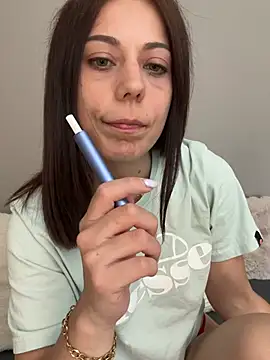 Luna licous online show from 05/27/26, 01:07