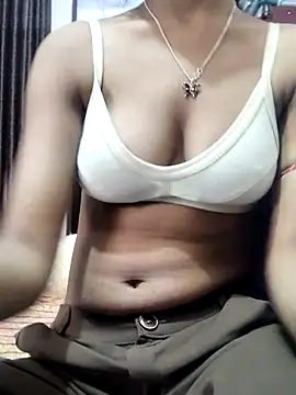 Snapshot of monikajaan4763 chatting on 02/09/26, 08:01 monikajaan4763 online show from 02/09/26, 08:01