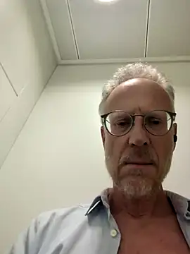 Snapshot of lupodick2 chatting on 01/06/26, 09:46 lupodick2 online show from 01/06/26, 09:46