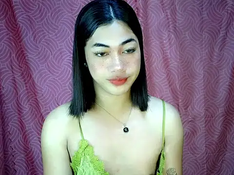 Snapshot of Margalona_ chatting on 07/14/26, 04:28 Margalona online show from 07/14/26, 04:28