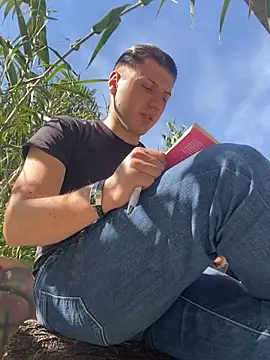 allee2206 online show from 03/30/26, 09:11