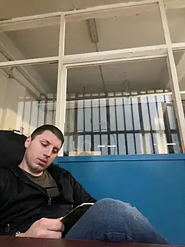 allee2206 online show from 04/11/26, 05:04