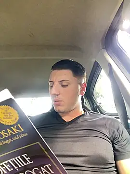 allee2206 online show from 04/21/26, 07:37