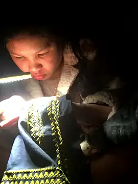 Minhkhue121 online show from 01/11/26, 03:35