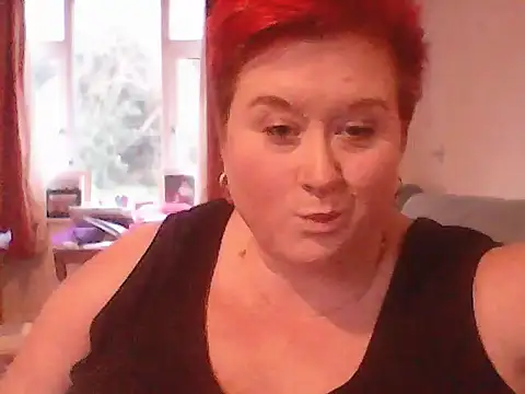 Snapshot of BustyRedxx chatting on 02/07/26, 03:53 BustyRedxx online show from 02/07/26, 03:53