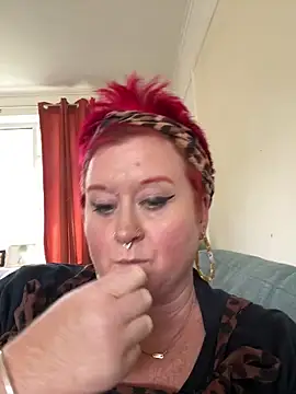 BustyRedxx online show from 06/14/26, 03:57