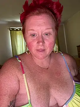 BustyRedxx online show from 06/23/26, 12:47