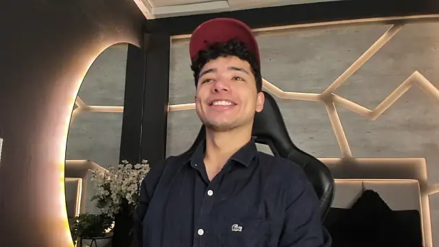 Matt Wolf  online show from 01/11/26, 01:18