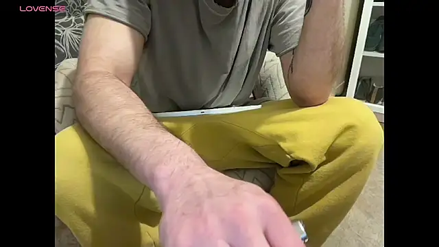 Snapshot of wolverinedream chatting on 02/17/26, 03:26 wolverinedream online show from 02/17/26, 03:26