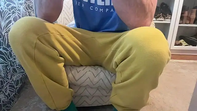 Snapshot of wolverinedream chatting on 02/23/26, 10:32 wolverinedream online show from 02/23/26, 10:32