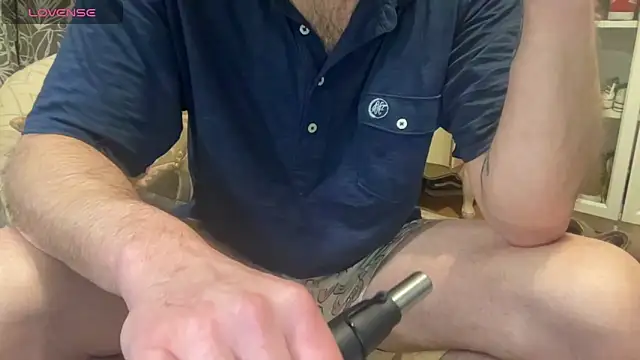 Snapshot of wolverinedream chatting on 02/07/26, 11:51 wolverinedream online show from 02/07/26, 11:51