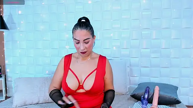 Snapshot of AmberJoyMilf chatting on 05/03/26, 12:42 AmberJoyMilf online show from 05/03/26, 12:42
