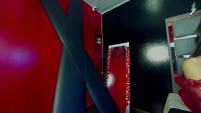 Clarita Hill online show from 02/25/26, 07:36