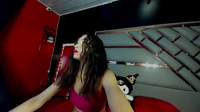 Clarita Hill online show from 03/19/26, 07:47