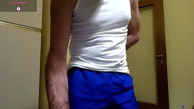 Snapshot of Ele7b5 chatting on 06/13/26, 10:51 Ele7b5 online show from 06/13/26, 10:51