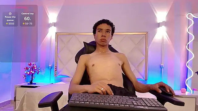 Zayn tay online show from 01/08/26, 07:31