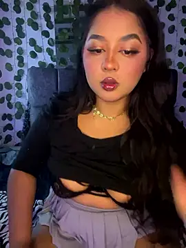 Isabella Belmont online show from 01/12/26, 09:52