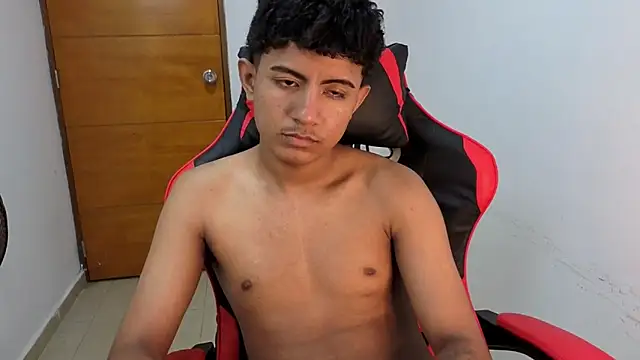 Alluringangel23 online show from 03/10/26, 02:59