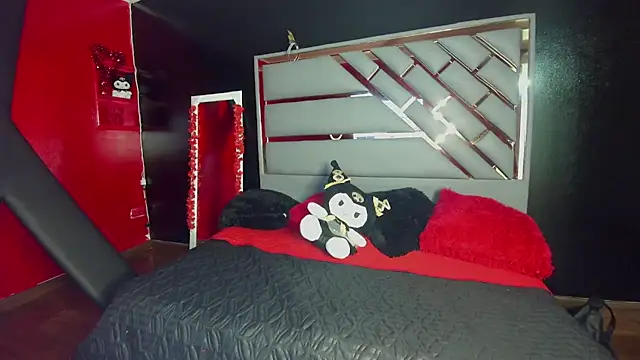 Mia Miller001 online show from 02/16/26, 09:02