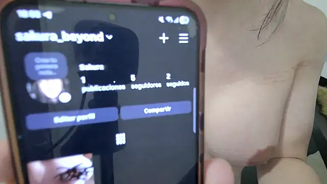 Snapshot of Sakura_trans chatting on 05/20/26, 04:04 Sakura trans online show from 05/20/26, 04:04