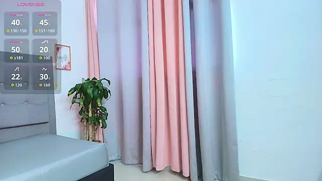 saray reesee online show from 02/14/26, 07:58