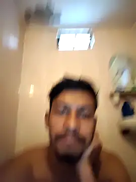 Snapshot of RAKIB5676 chatting on 03/31/26, 10:39 RAKIB5676 online show from 03/31/26, 10:39