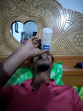 Snapshot of RAKIB5676 chatting on 02/20/26, 05:37 RAKIB5676 online show from 02/20/26, 05:37