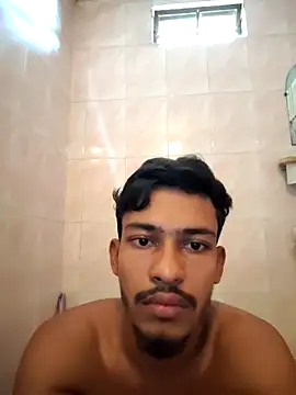 Snapshot of RAKIB5676 chatting on 04/08/26, 09:33 RAKIB5676 online show from 04/08/26, 09:33