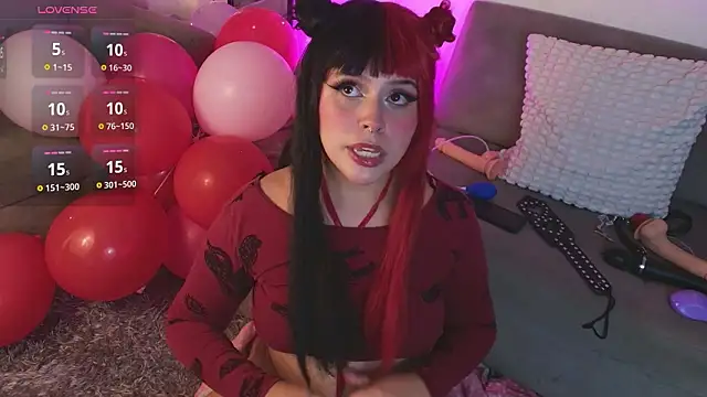 Snapshot of swaghoe_ chatting on 02/19/26, 06:32 swaghoe online show from 02/19/26, 06:32