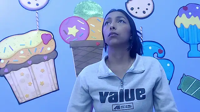 skinnysexzara18 online show from 01/15/26, 01:42