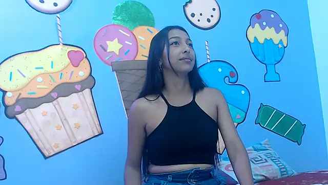 skinnysexzara18 online show from 01/11/26, 01:23