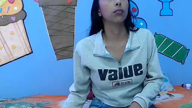 skinnysexzara18 online show from 01/16/26, 01:20