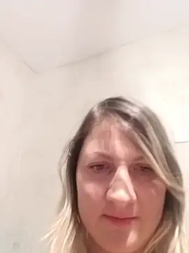 Stephania77727 online show from 01/09/26, 05:53