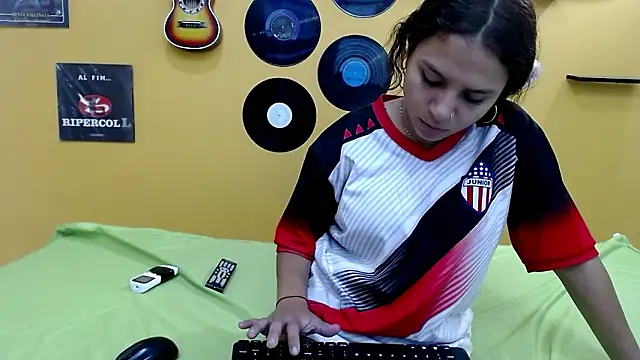 marcelasweet457 online show from 02/22/26, 01:24