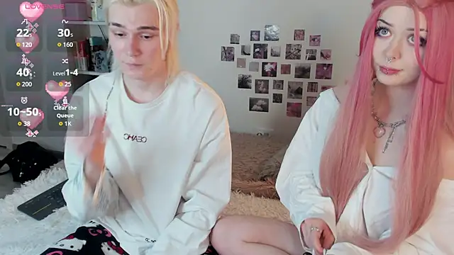 SweetheartsFriends online show from 05/13/26, 12:28