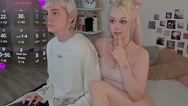 SweetheartsFriends online show from 07/10/26, 07:03