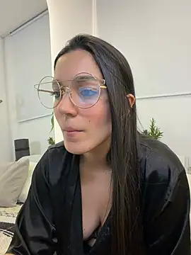 EVA WILD1 online show from 02/12/26, 01:05