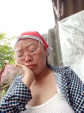 Agnes-baby online show from 05/15/26, 11:25
