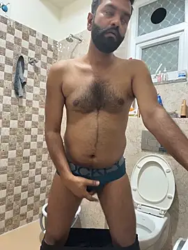 Snapshot of Rahil_94 chatting on 05/26/26, 02:15 Rahil 94 online show from 05/26/26, 02:15